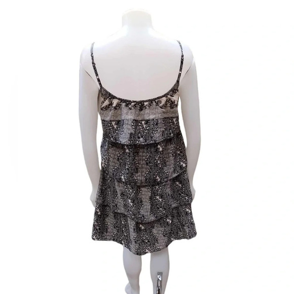 Element Tiered Ruffle  Black Cream Sleeveless Dress Size Medium - Picture 2 of 10